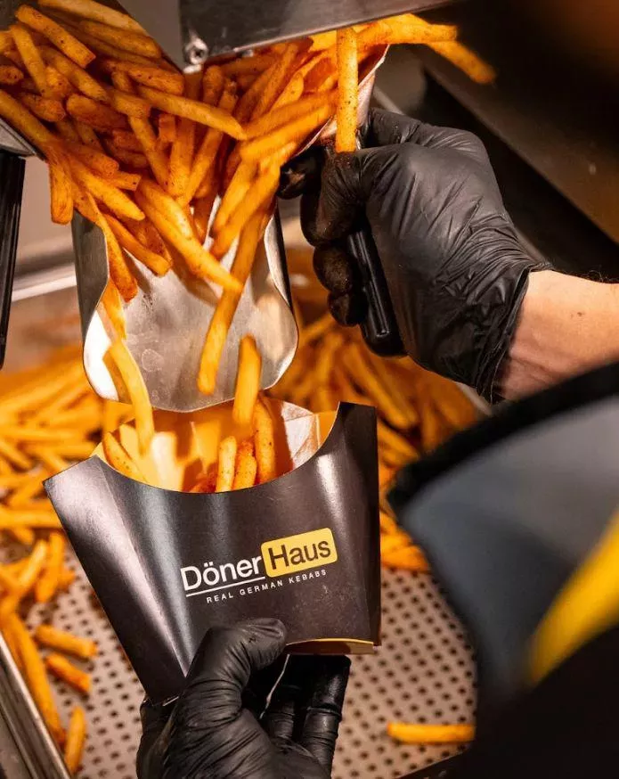 Seasoned fries as a German döner side