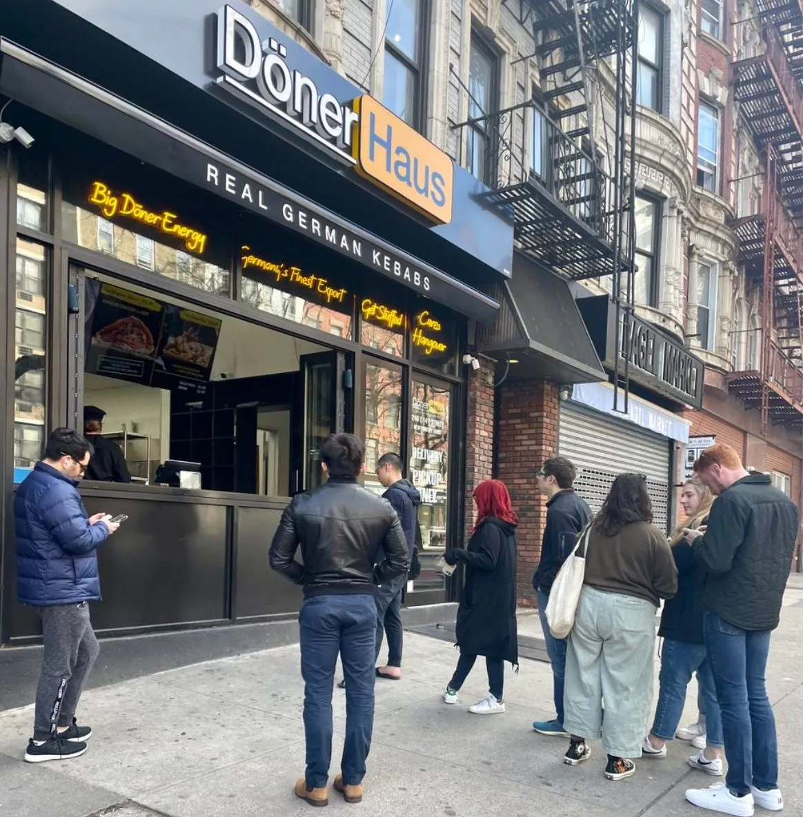 A compact Döner Haus storefront on a city street